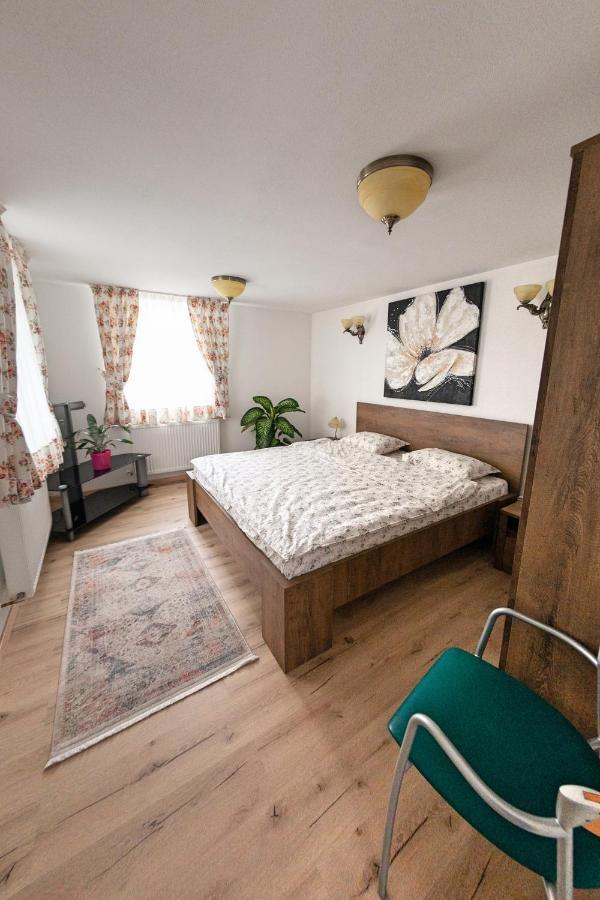 Zur Krone - Ferienhaus 1 Widdershausen Экстерьер фото